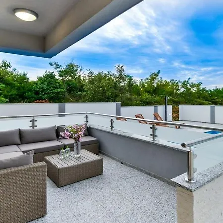 New With Pool And Roof Terrace Zaton (Zadar)